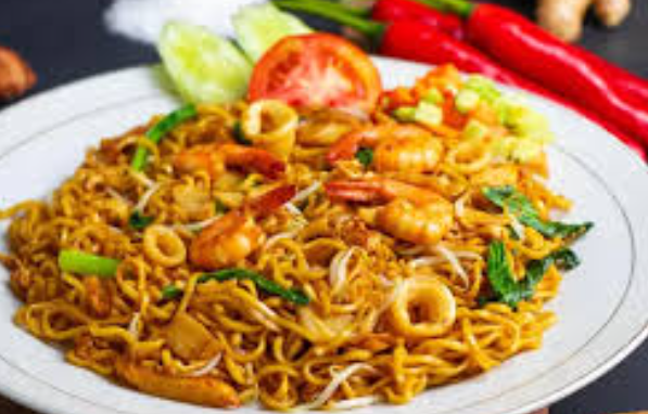 review-mie-goreng-seafood-dengan-rasa-gurih-segar