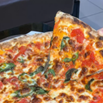 Review Makanan Pizza Margherita dengan Rasa Otentik