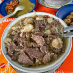 Review Makanan Mi Sop Daging Sapi Empuk