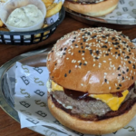 Review Burger Premium Apakah Benar Sebanding Dengan Harga